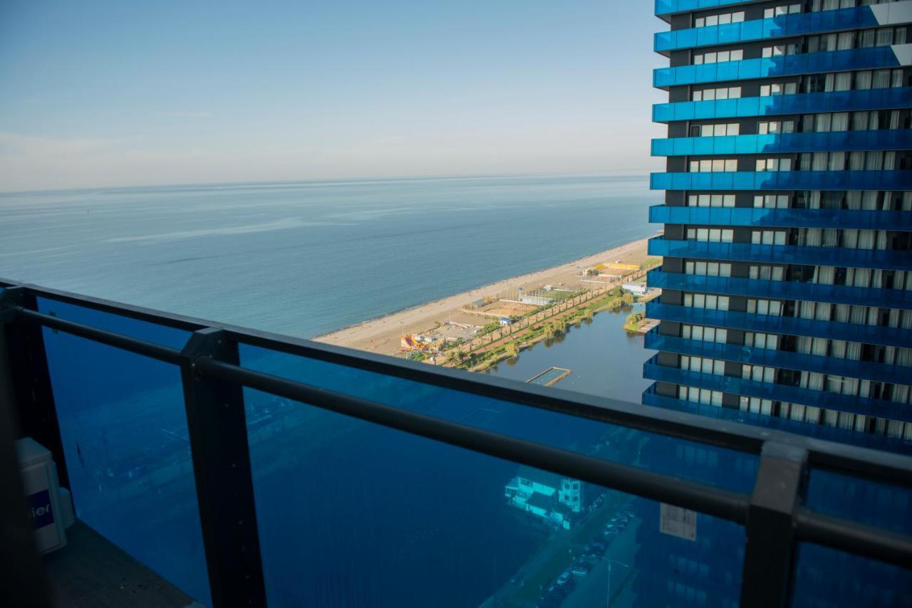 Orbi City Aparthotel Black Sea View Batumi Exterior foto