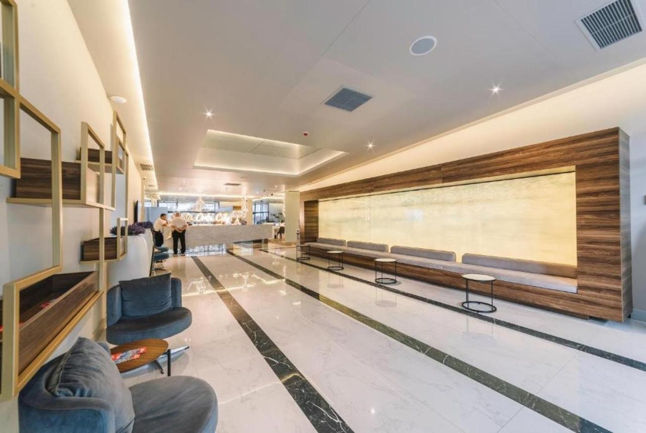 Orbi City Aparthotel Black Sea View Batumi Exterior foto